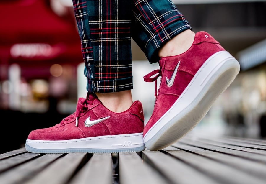 Nike Air Force 1 Premium in ‘Team Red’