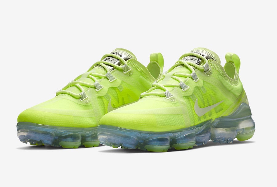 nike vapormax volt green Shop Clothing 