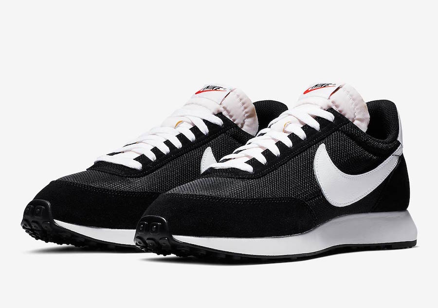 nike tailwind black on feet