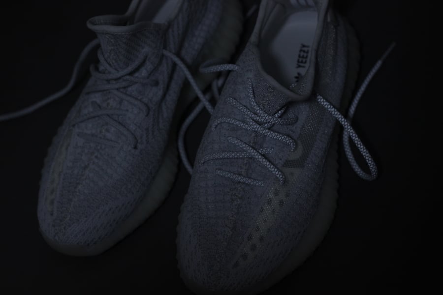 when do the static yeezys come out