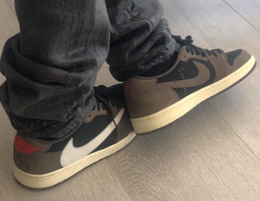 Travis Scott Air Jordan 1 Low Dark Mocha