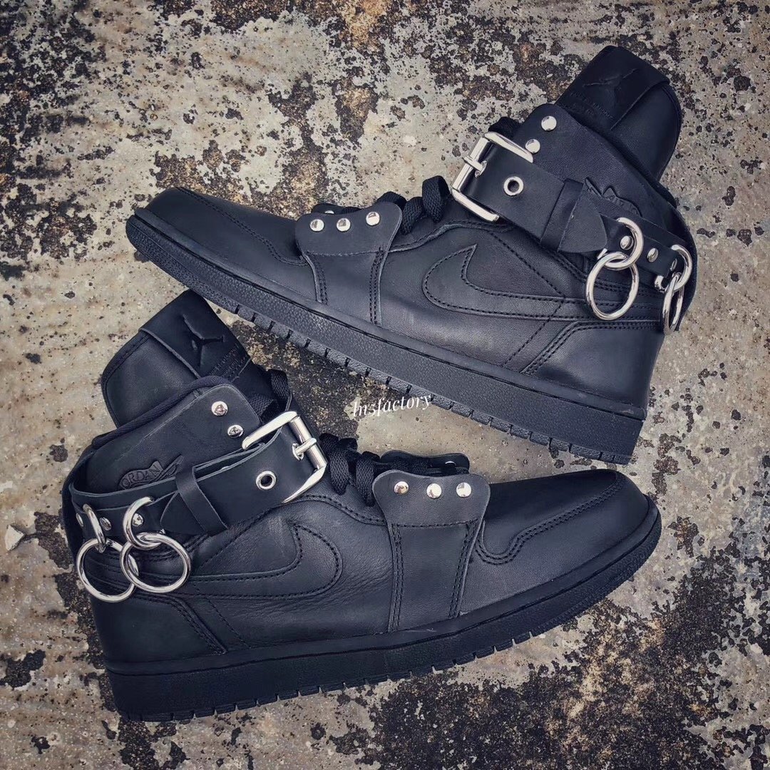 CDG Air Jordan 1 Black CN5738-001 Release Info CDG Air Jordan 1 Black CN5738-001 Release Info