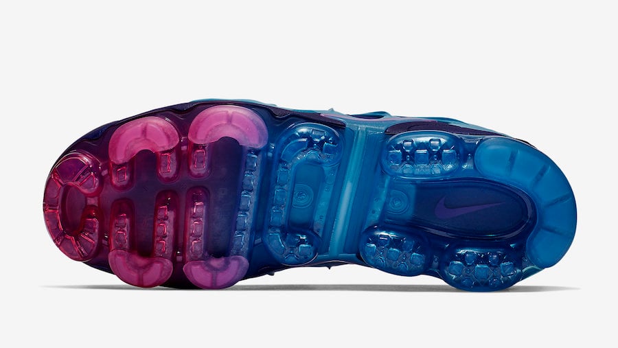 nike vapormax plus purple blue