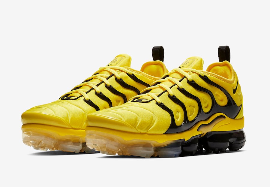 nike air vapormax yellow and black