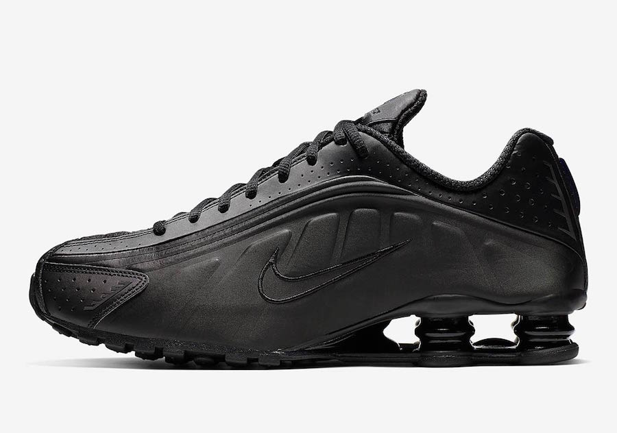 nike r4 shox black