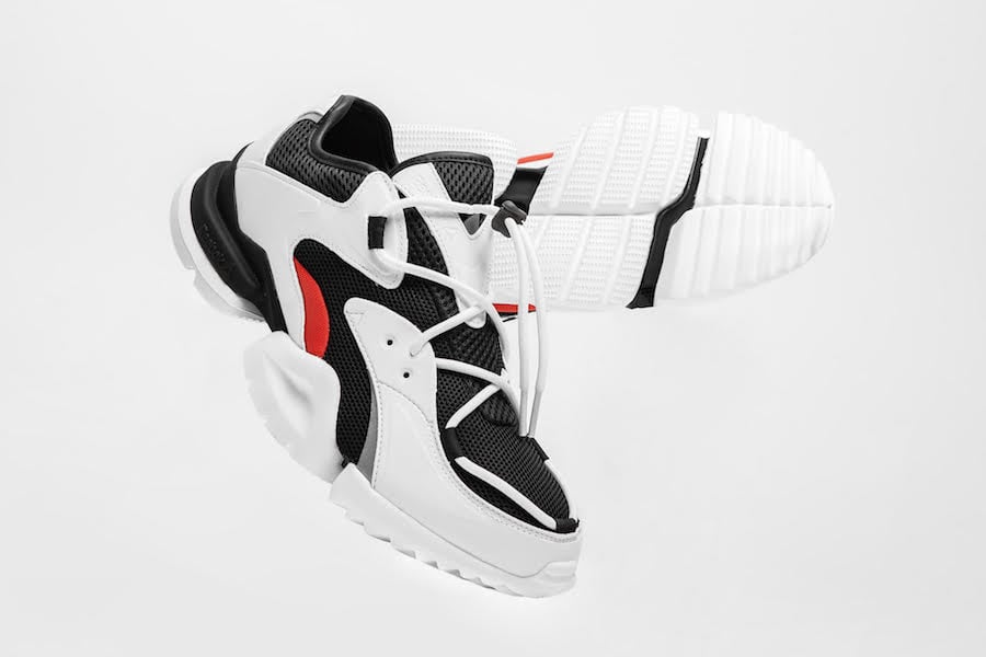 Reebok Run.r 96 in White, Black and Red