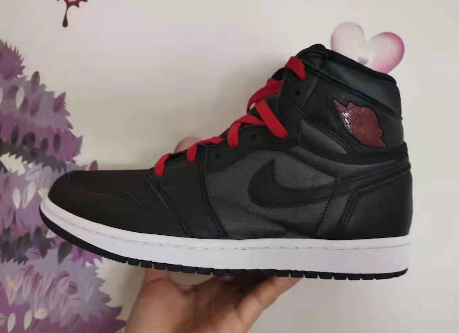 black silver red jordan 1