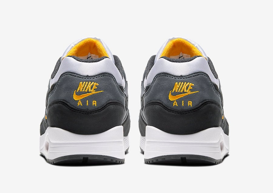 Nike Air Max Light AO8285-102 Release Date