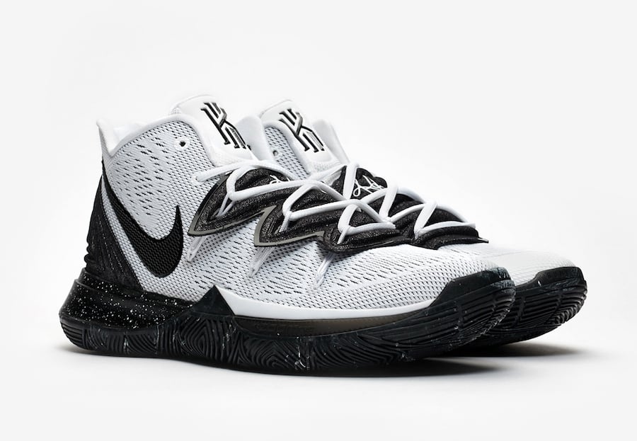 kyrie 5 oreo size 7