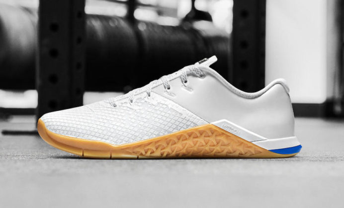 metcon black white gum