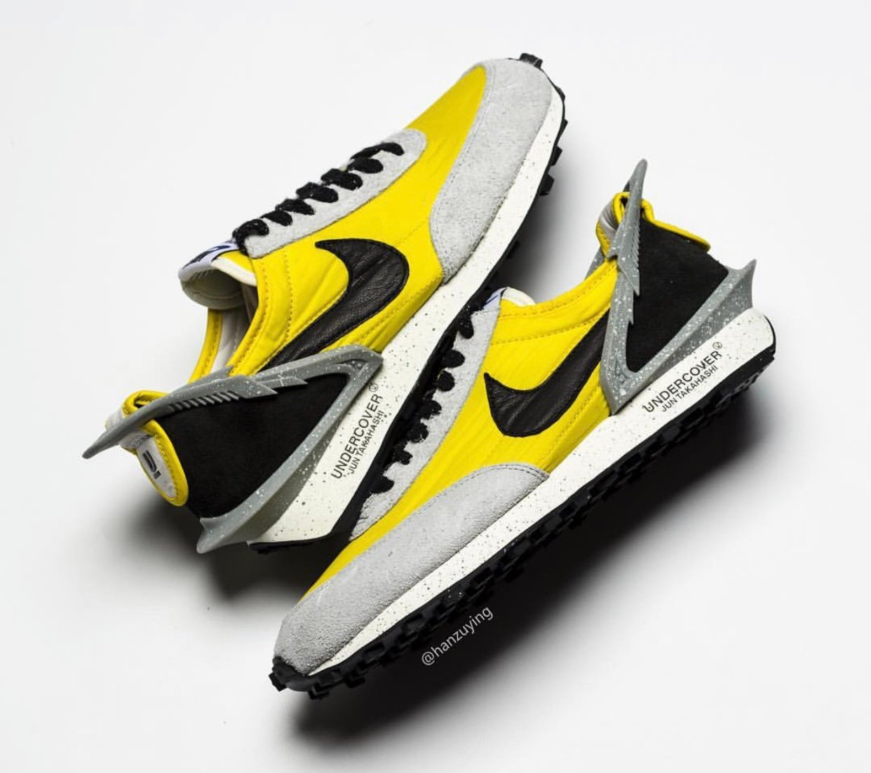 Undercover Nike Daybreak Yellow Undercover Nike Daybreak Black White BV4594-001 Release Date Release Date