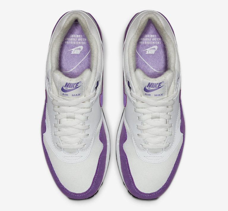 air max atomic violet