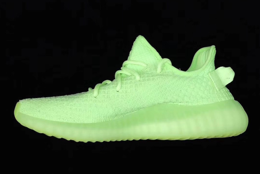 Glow adidas Yeezy Boost 350 V2 EH5360 Release Info