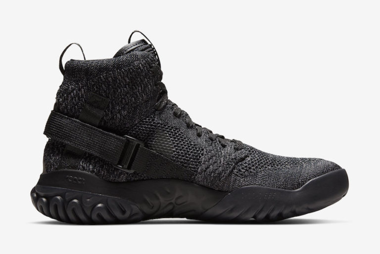 jordan apex react triple black