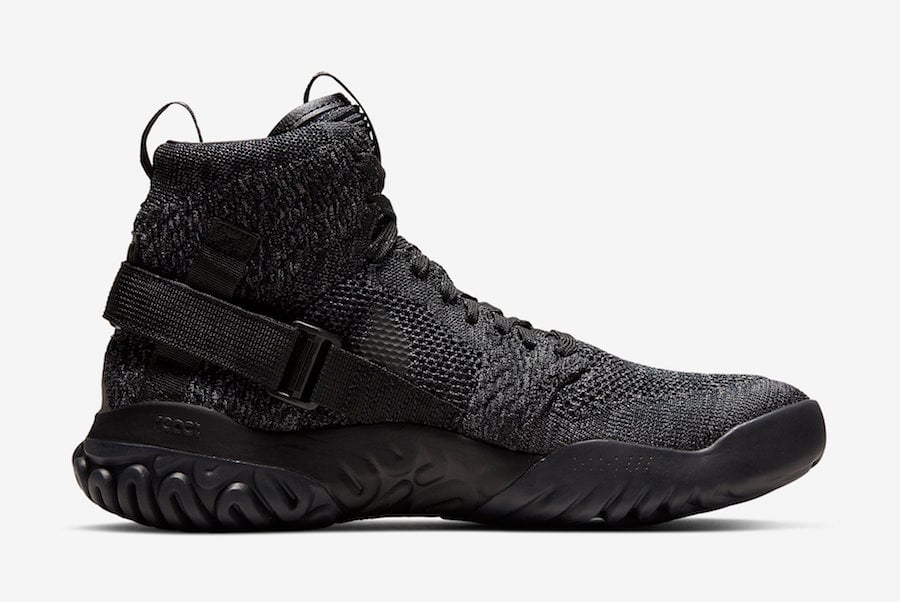 Jordan Apex React in 'Triple Black 