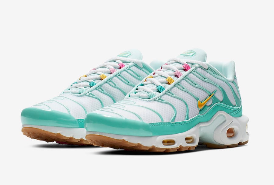 air max teal and white