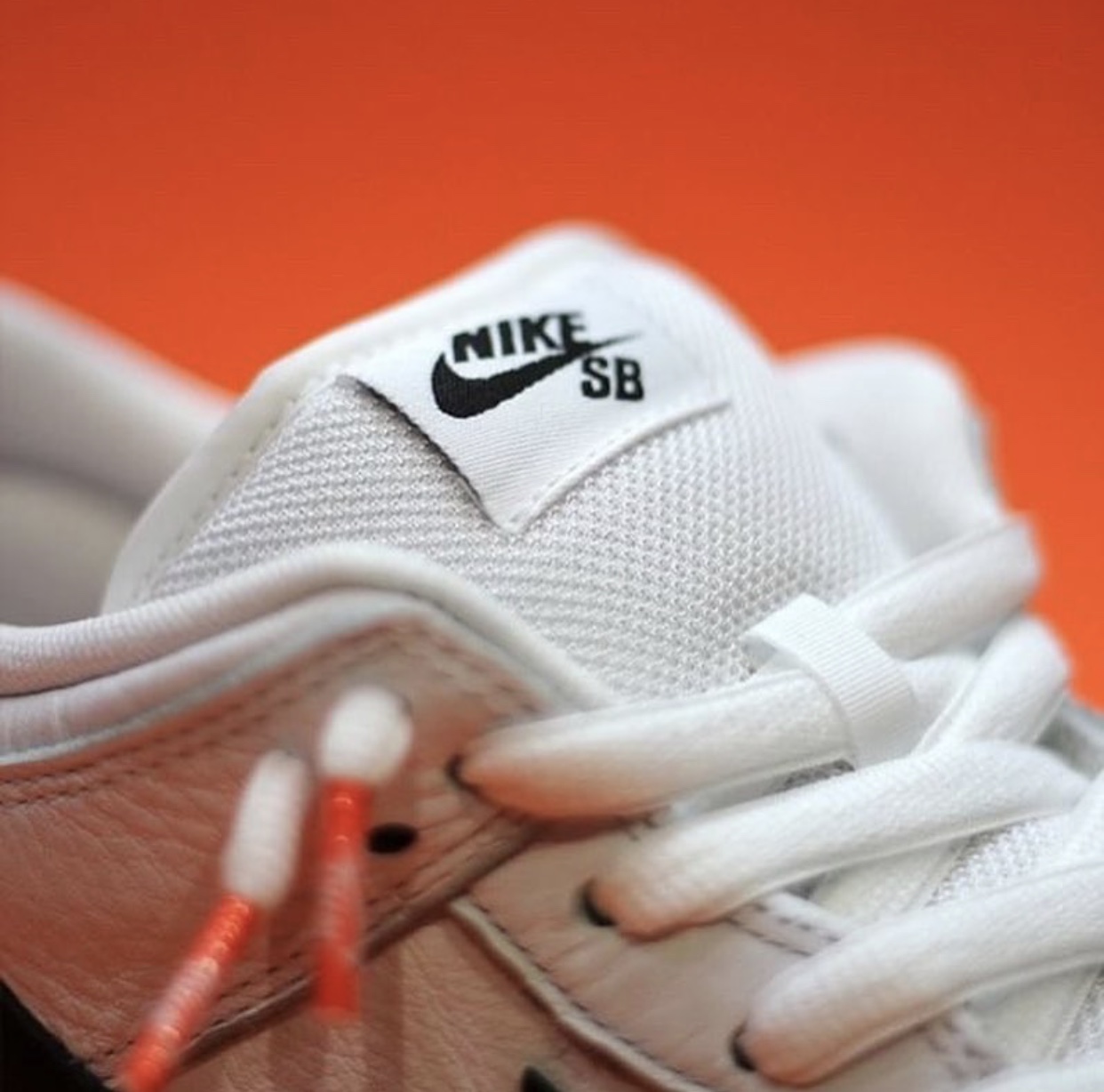 Nike SB Dunk Low Orange Label White Gum Release Info