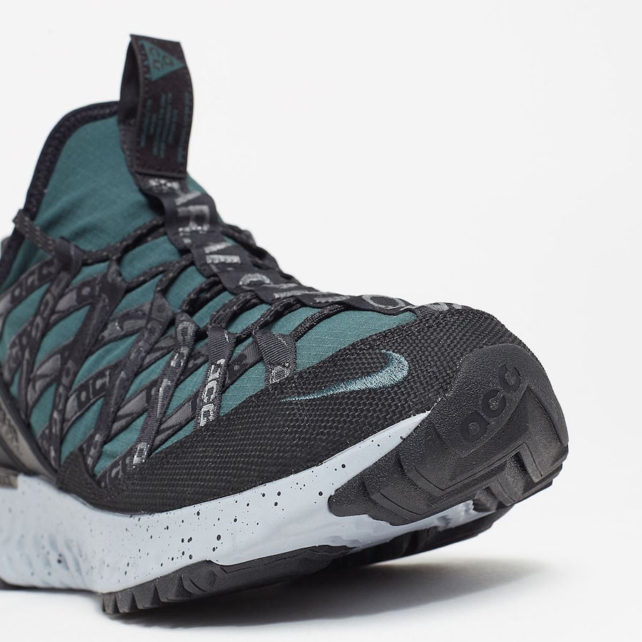 nike acg react terra gobe ripstop sneakers