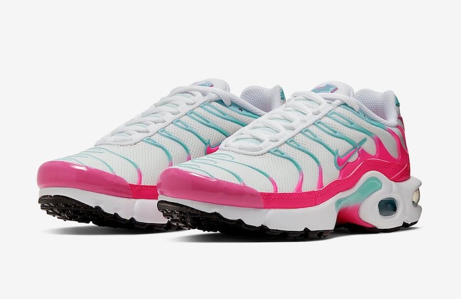 air max plus white and pink