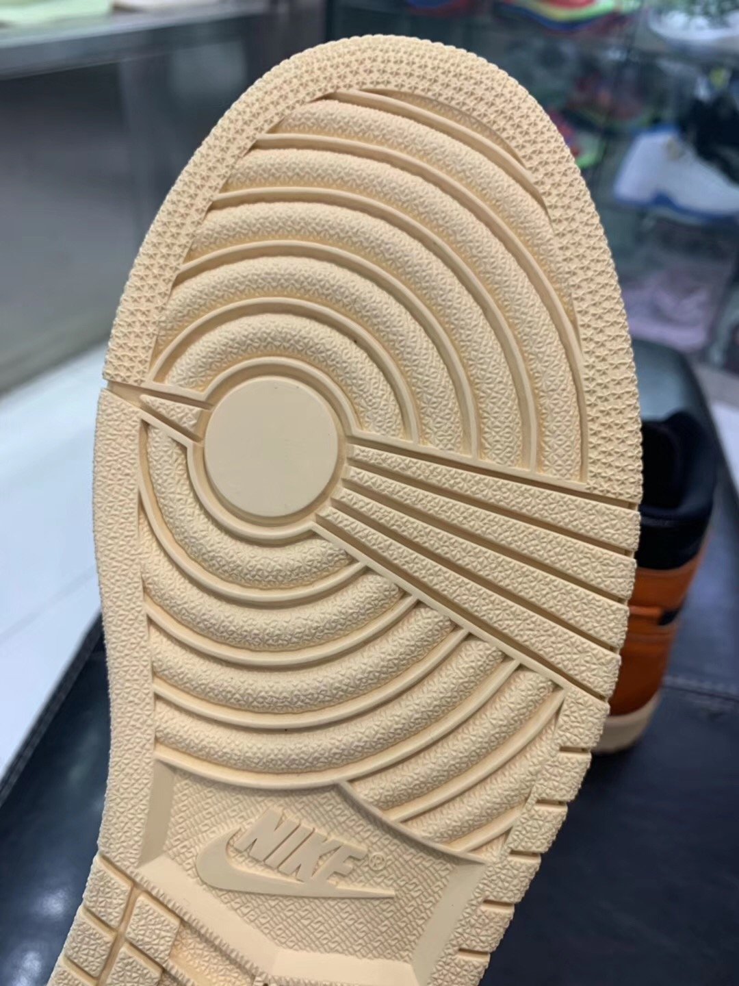 Air Jordan 1 High OG Shattered Backboard 3.0 555088-028 Release Date Price