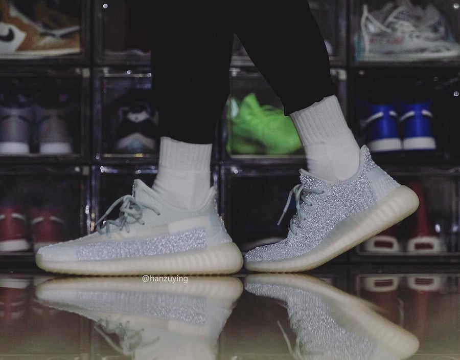 Want Discount UA YEEZY BOOST 350 V2 WHITE/Light Green