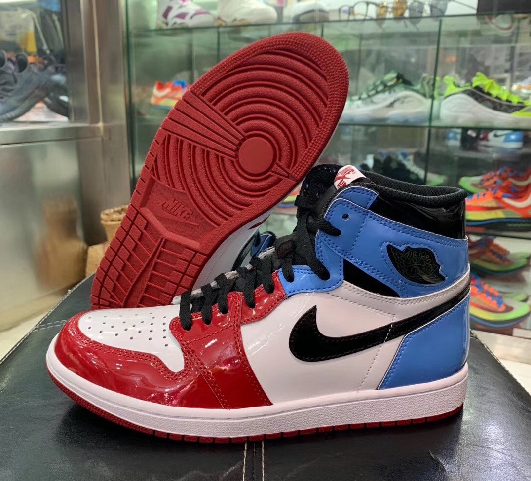 jordan 1s og fearless