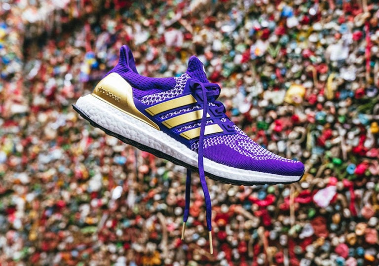 ultra boost 1.0 washington huskies