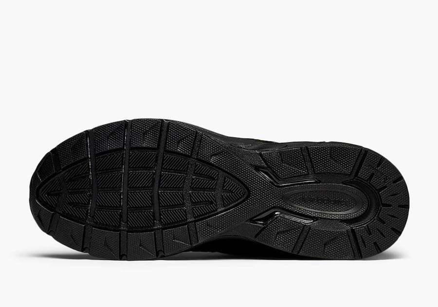 New Balance 990v5 Triple Black Release Date Info