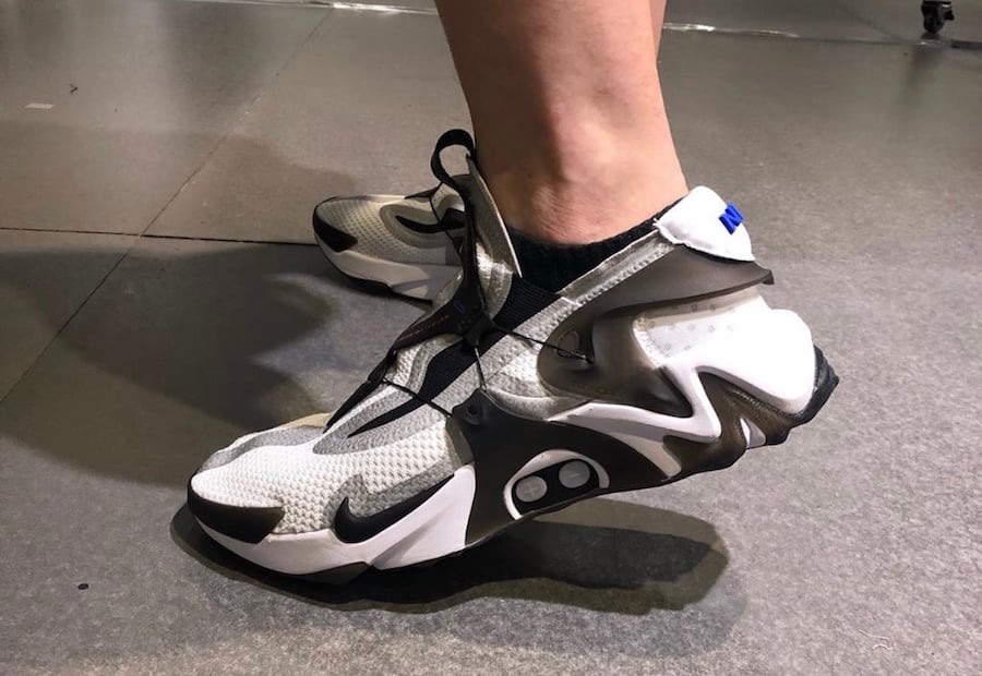 nike adapt huarache white