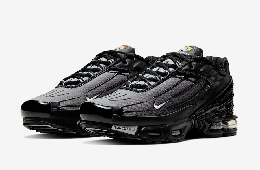 Nike Air Max Plus 3 in Black and Grey Official Images