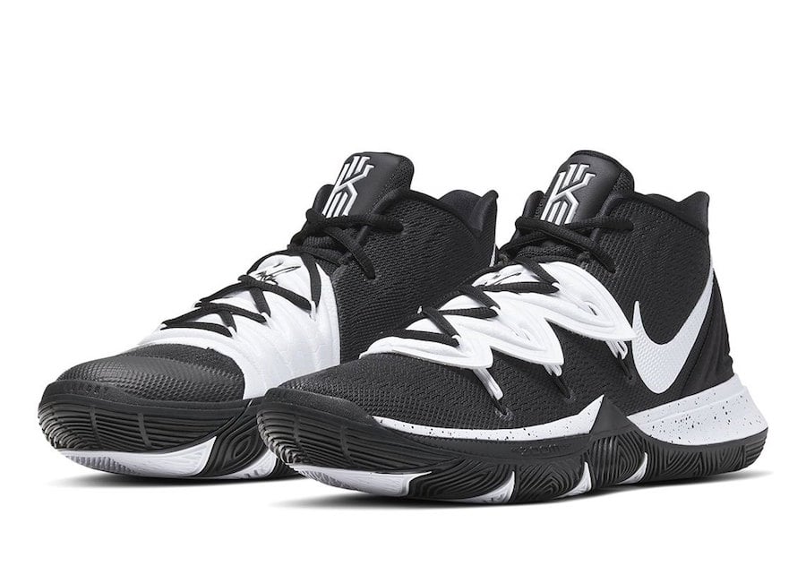 nike kyrie 5 black and white