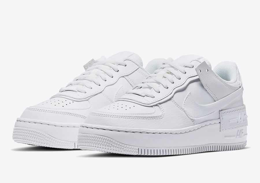 air force 1 shadow white on feet