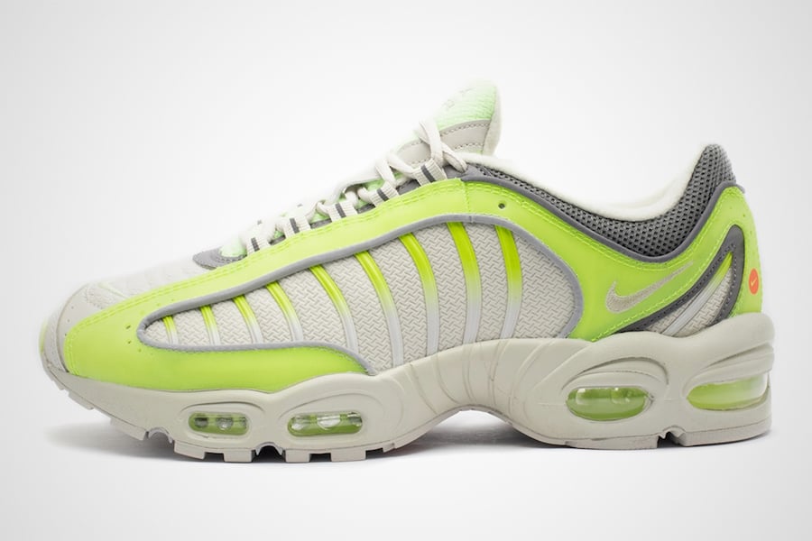 Nike Air Max Tailwind 4 Volt CJ0784-700 Release Date Info