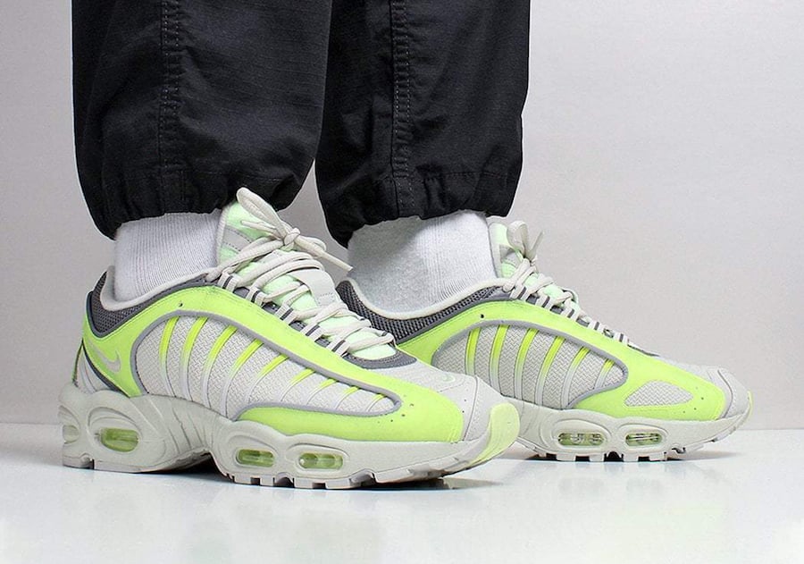 Nike Air Max Tailwind 4 Volt CJ0784-700 Release Date Info