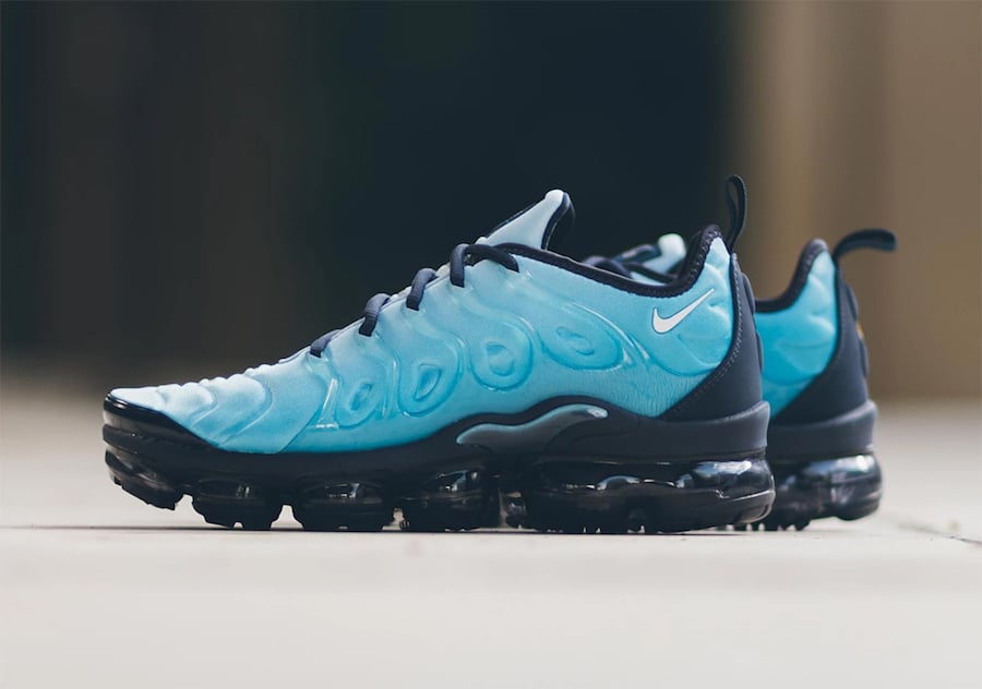 Nike Air VaporMax Plus ‘Light Current Blue’ Available Now