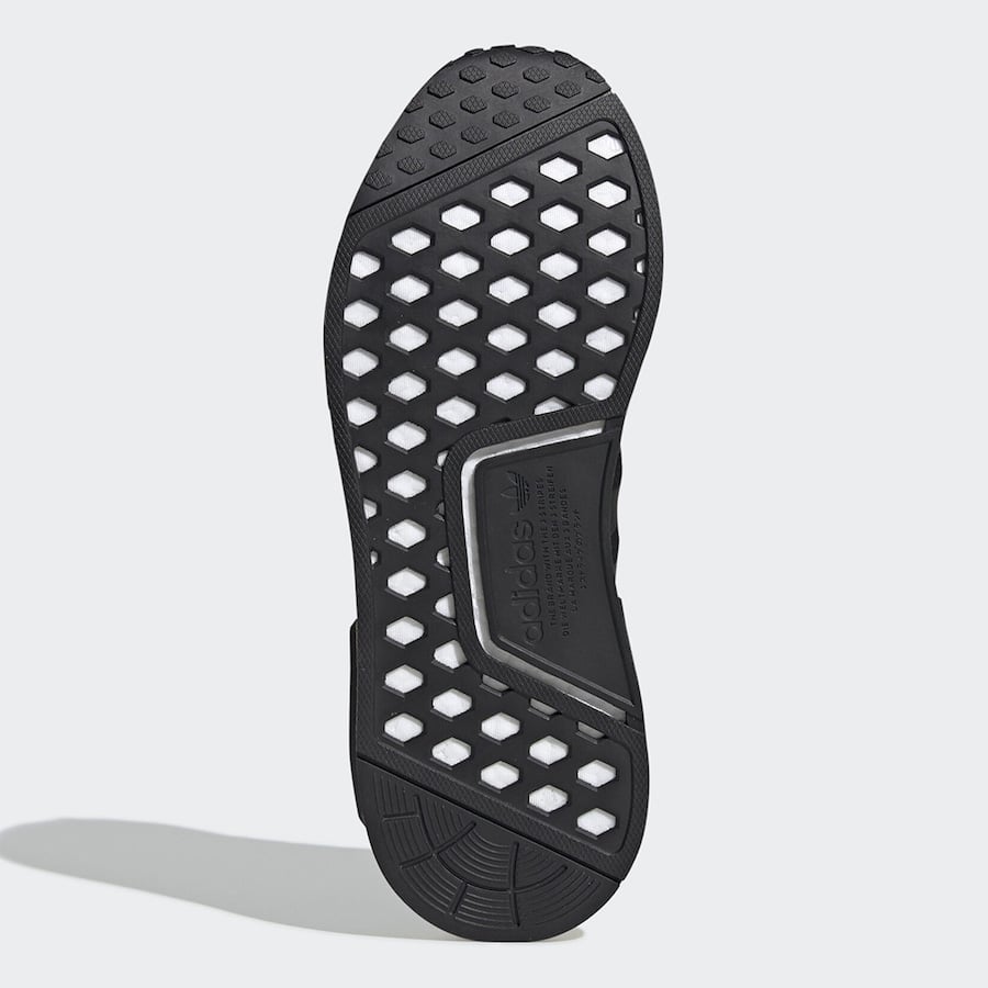 Adidas Mens NMD R1 Primeknit Shoesca
