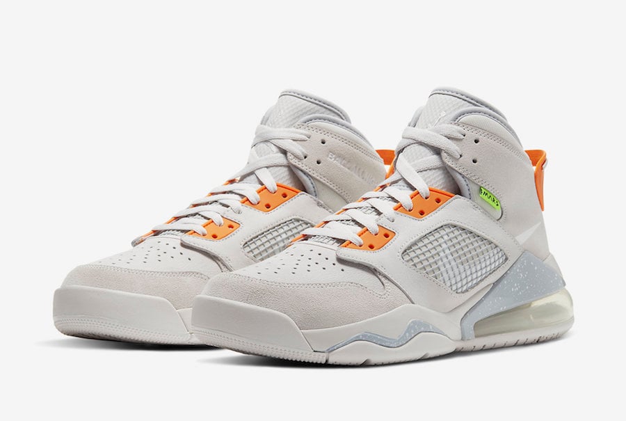 jordan mars 270 white orange