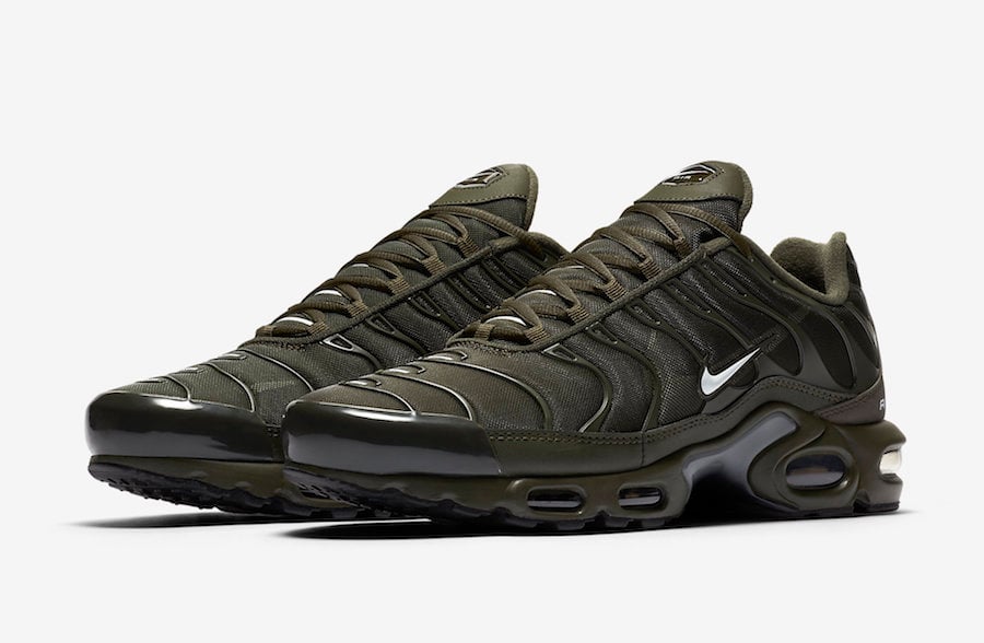 Nike Air Max Plus ‘Olive’ with Reflective Accents