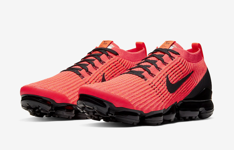 vapormax crimson