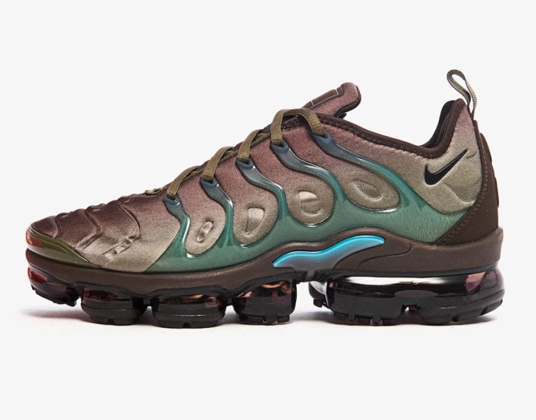 nike-air-vapormax-plus-baroque