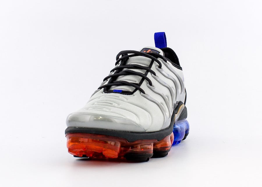 nike air vapormax plus metallic silver