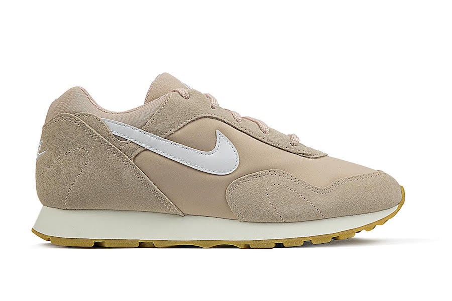 nike outburst trainers in beige