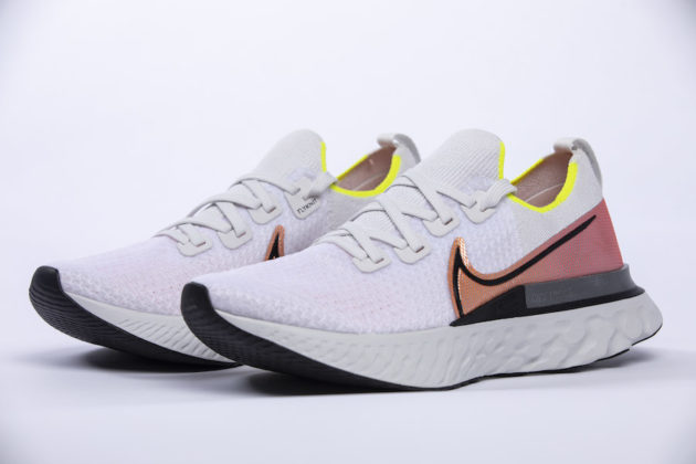 infinity reacts