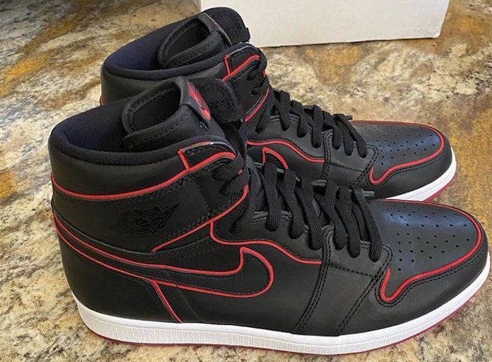 Air Jordan 1 Black Bloodline PE