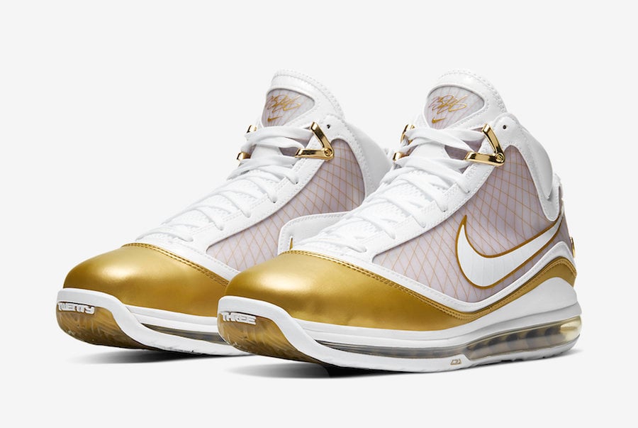 Nike LeBron 7 ‘China Moon’ Release Date