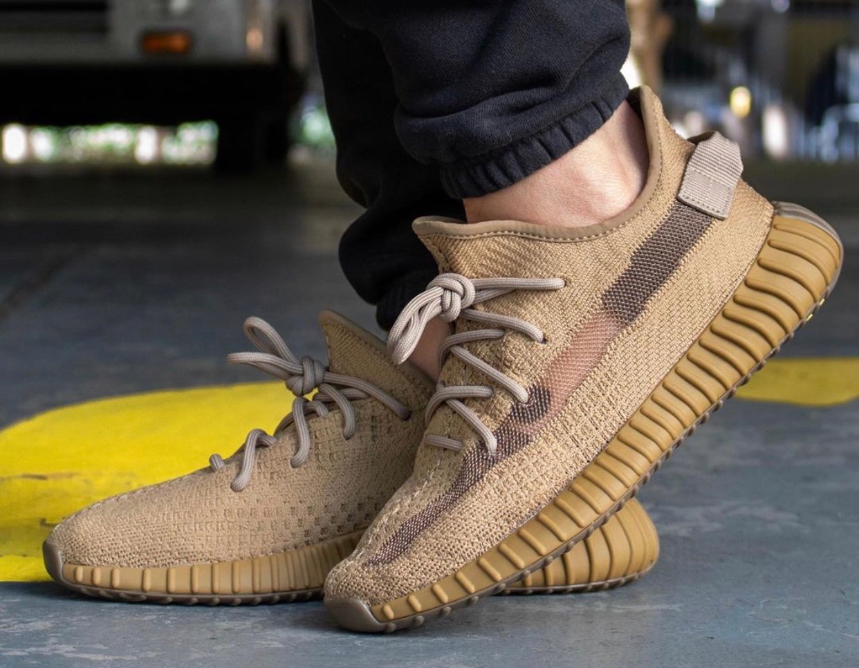 yeezy earth color