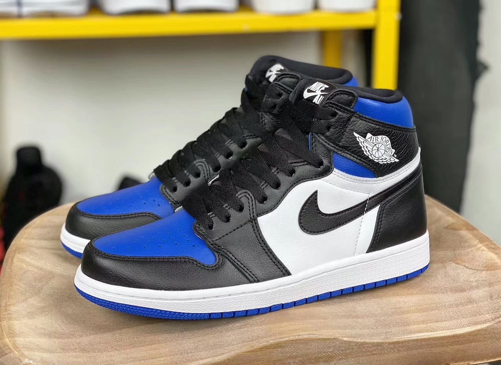 royal toe jordan 1 boys