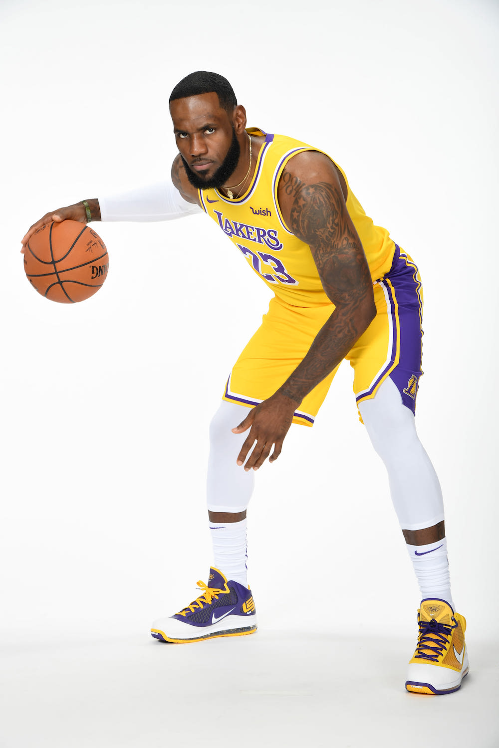 Nike LeBron 7 Lakers Media Day CW2300-500 Release Date Info