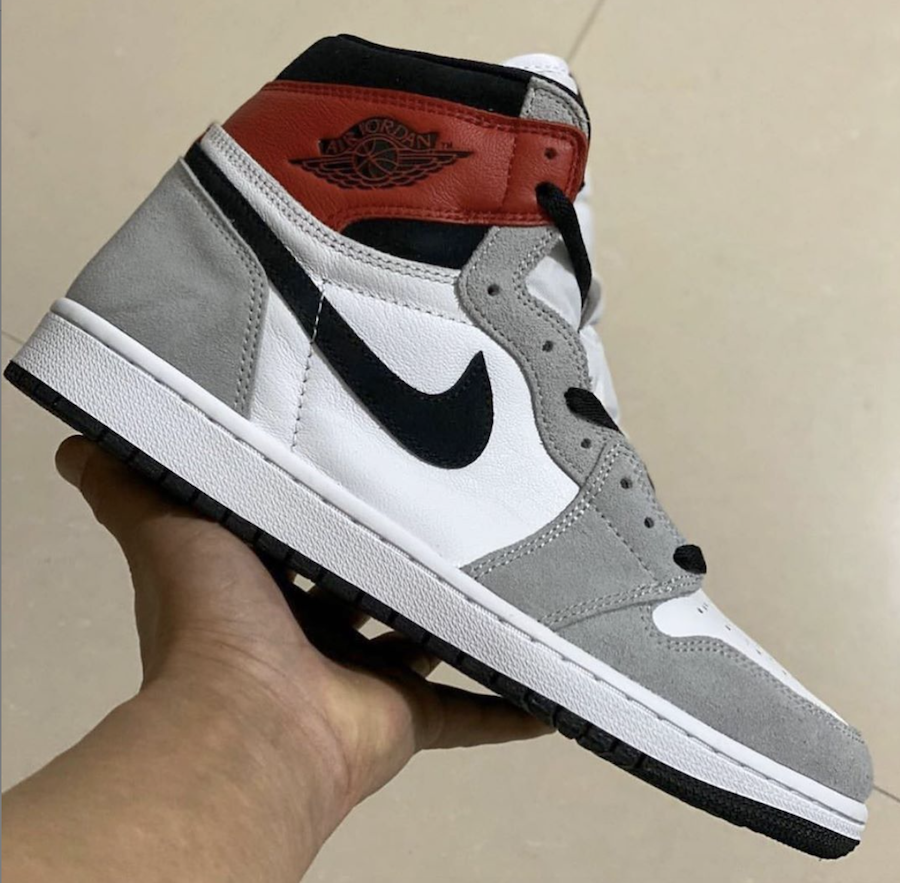 Air Jordan 1 Light Smoke Grey 555088-126 Release Details