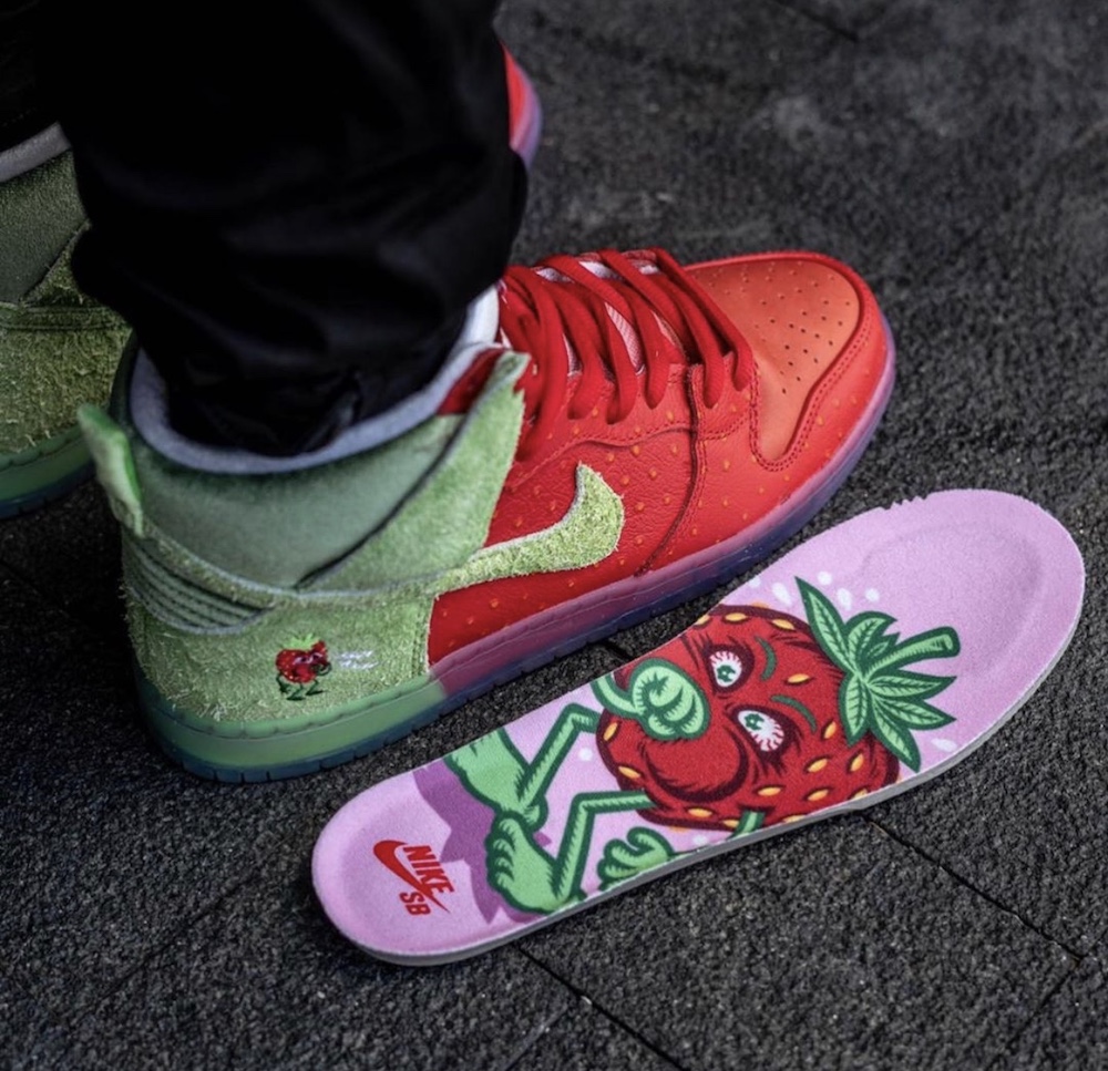 Nike SB Dunk High Strawberry Cough CW7093-600 On Feet